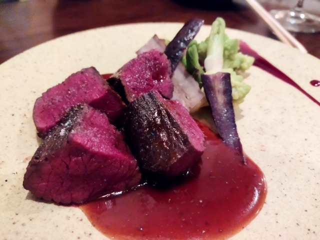蝦夷鹿肉のロースト