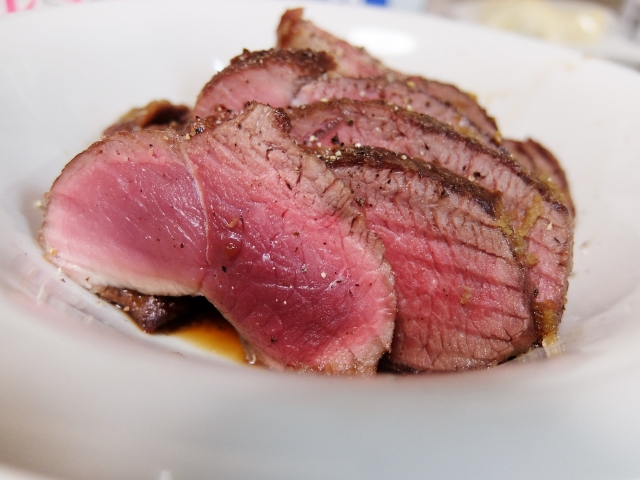 蝦夷鹿肉のロースト
