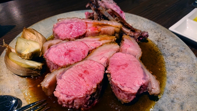 ラム肉のロースト