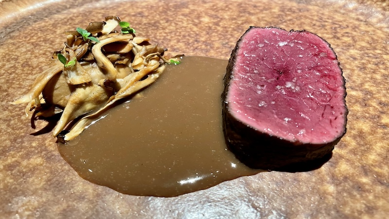 鹿肉のロースト